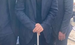 أول ظهور للأدميرال شمخاني بعد العدوان الإسرائيلي خلال تشييع الشهداء